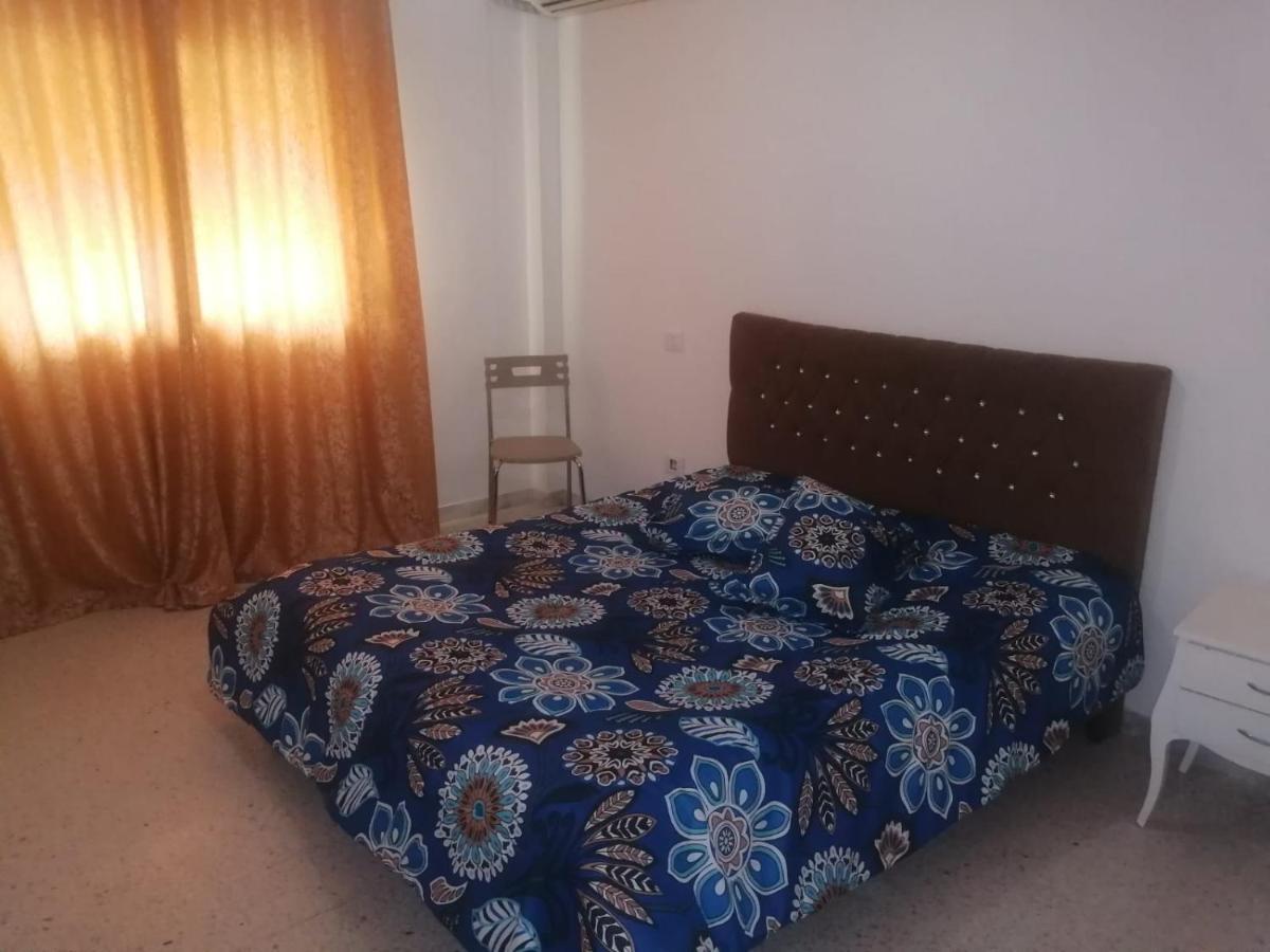 Ezzayatine Apartament *